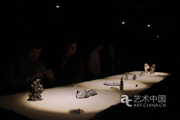 海之韻·雪之舞——記海公子——耿雪個(gè)展在零藝術(shù)中心的璀璨啟幕