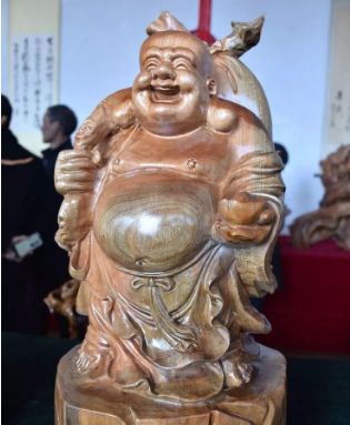 木雕的藝術(shù)魅力，形式與創(chuàng)作方法的深度探索