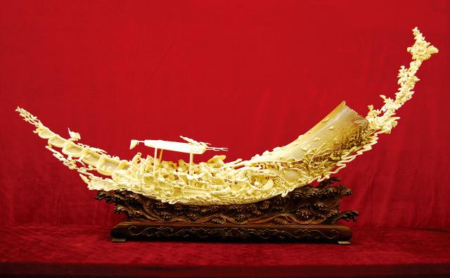 廣州牙雕大師李定寧，傳承與創(chuàng)新的雙重使命